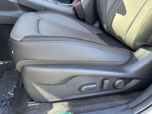 New 2026 Subaru Crosstrek 2.5i Limited w/ Crosstrek Mirror Package image 15