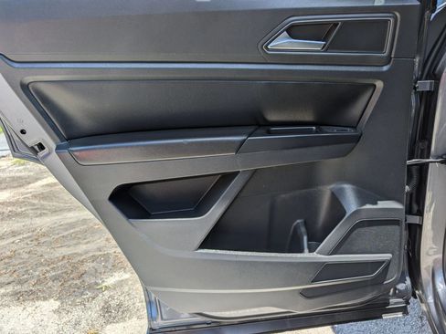 Used 2018 Volkswagen Atlas SE FWD image 29