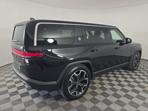 Used 2025 Rivian R1S Adventure AWD/4WD image 5