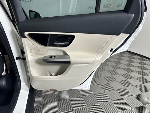 Certified 2026 Mercedes-Benz GLC 300 4MATIC image 18