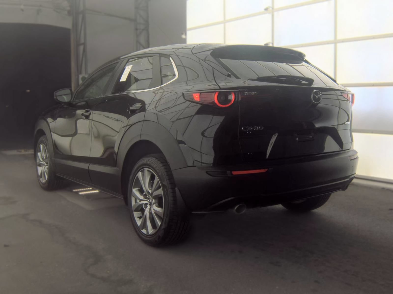 Used 2021 MAZDA CX-30 FWD 2.5 S w/ Preferred Package image 3