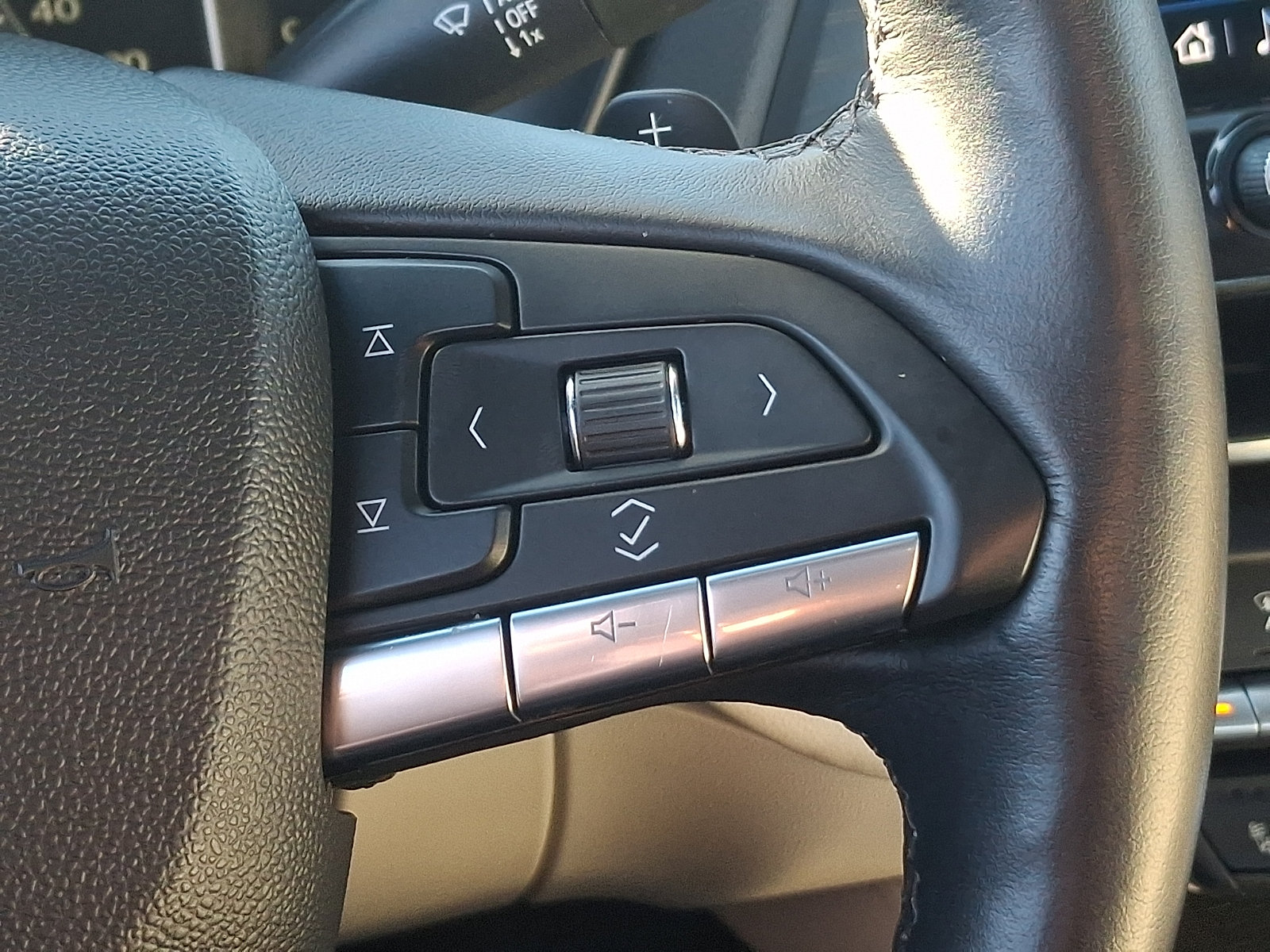 Used 2023 Cadillac CT4 Premium Luxury w/ Climate Package RWD image 22