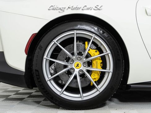 Used 2019 Ferrari 812 Superfast RWD image 11