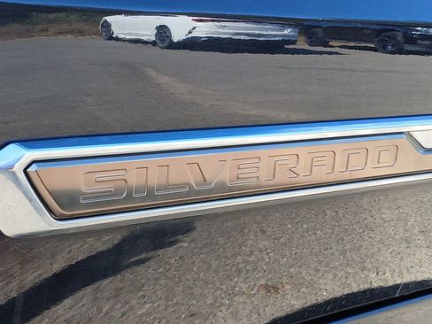 Certified 2022 Chevrolet Silverado 1500 High Country w/ Technology Package image 21