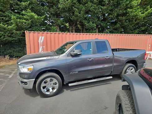 Used 2019 RAM 1500 Big Horn AWD/4WD image 2