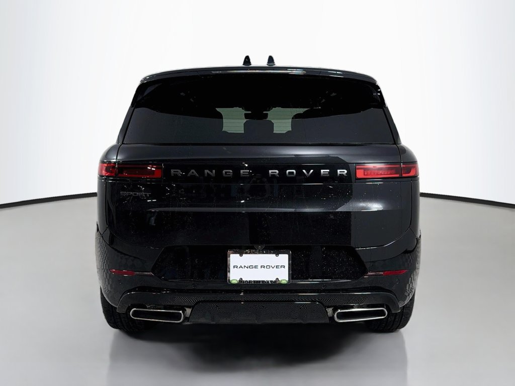 New 2027 Land Rover Range Rover Sport Dynamic SE AWD/4WD image 6