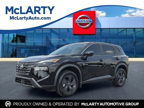 Used 2026 Nissan Rogue SV w/ Cold Weather Package FWD image 1
