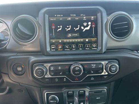 Used 2022 Jeep Wrangler Sport S image 19