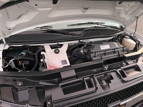 Used 2024 Chevrolet Express 2500 w/ Driver Convenience Package image 15