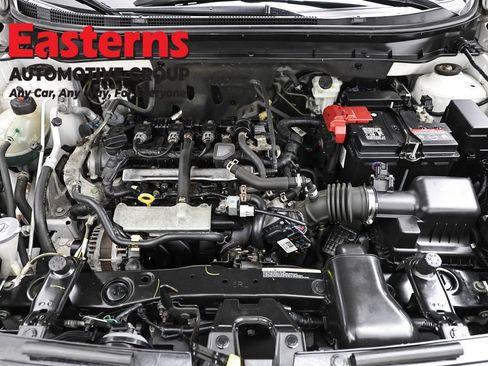 Used 2021 Nissan Kicks S image 7