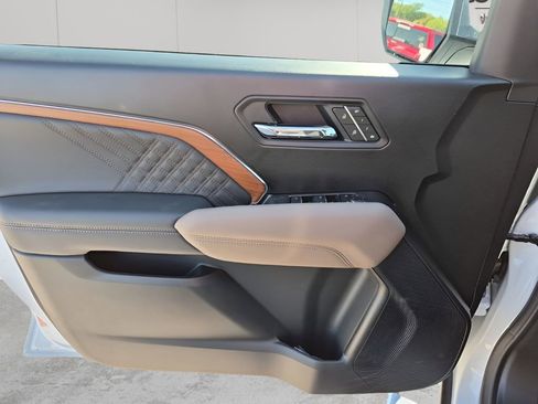 New 2026 GMC Canyon Denali AWD/4WD image 31