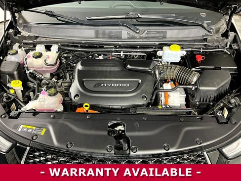 Used 2022 Chrysler Pacifica Touring-L w/ Uconnect Theater Family Group FWD image 29