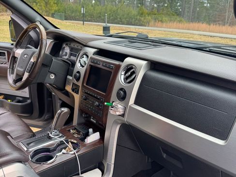 Used 2010 Ford F150 4x4 SuperCrew image 3