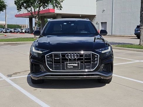 Used 2020 Audi Q8 Prestige w/ Prestige Package image 2