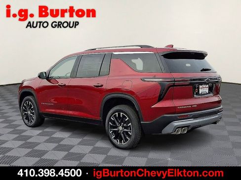 New 2026 Chevrolet Traverse LT w/ Sun and Wheel Package AWD/4WD image 3