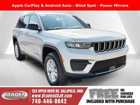 New 2026 Jeep Grand Cherokee Laredo AWD/4WD image 1