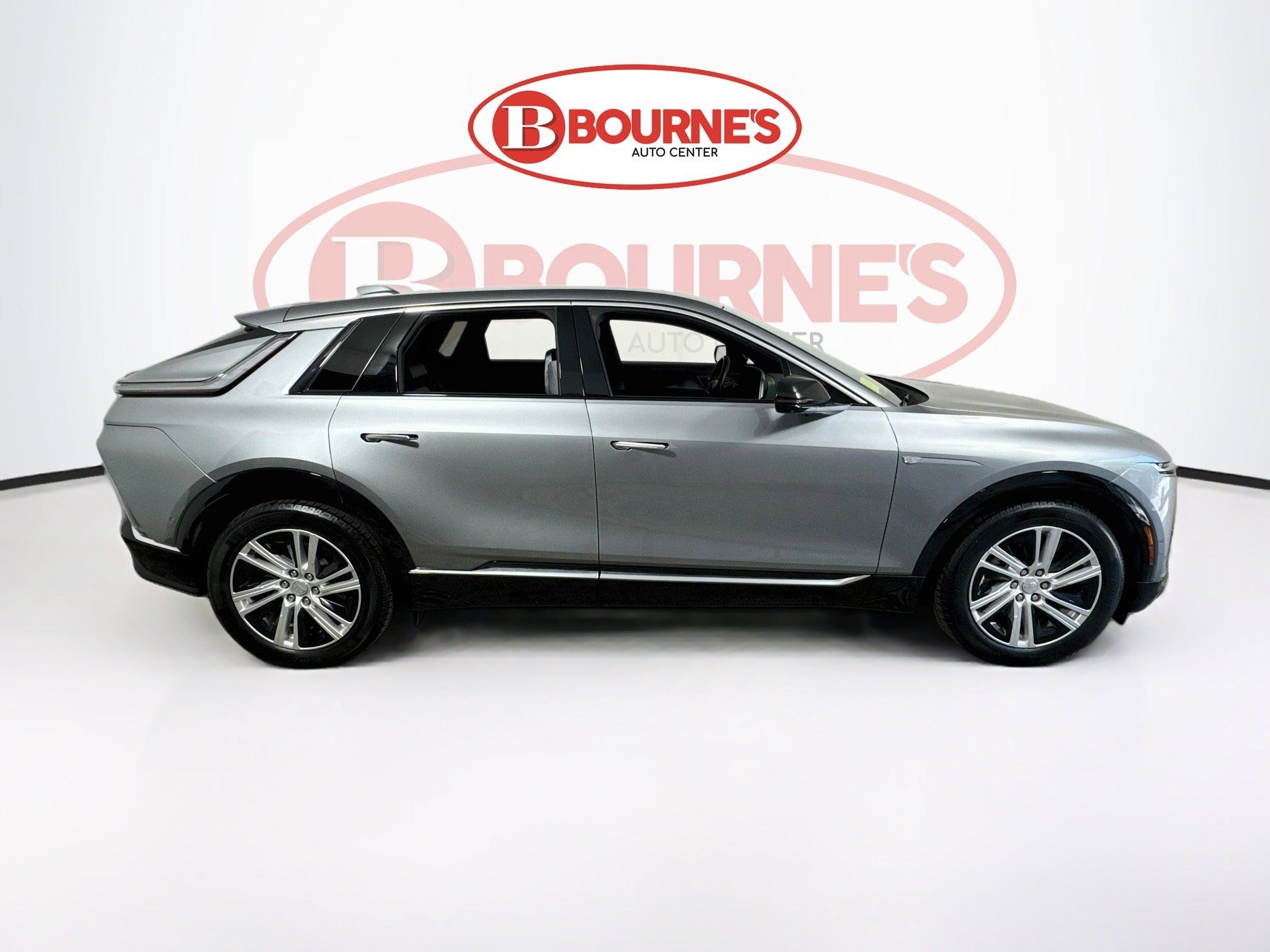 Used 2024 Cadillac Lyriq Tech w/ Driver Assist Package AWD/4WD image 11