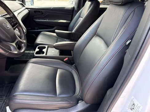 Used 2025 Honda Odyssey Sport-L image 16