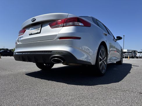 Used 2019 Kia Optima LX w/ LX 17" Wheel Package FWD image 10