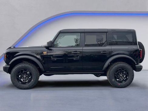 New 2026 Ford Bronco Badlands image 8