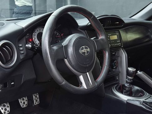 Used 2013 Scion FR-S image 16