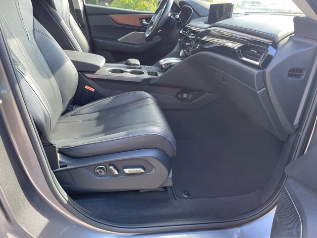 Used 2022 Acura MDX w/ Technology Package AWD/4WD image 17