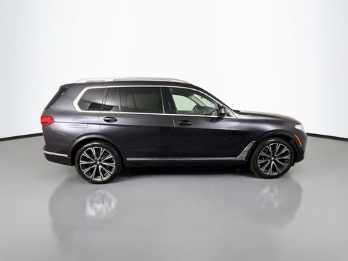 Used 2022 BMW X7 xDrive40i w/ Executive Package AWD/4WD image 11