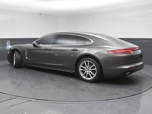 Used 2018 Porsche Panamera 4S Executive image 5