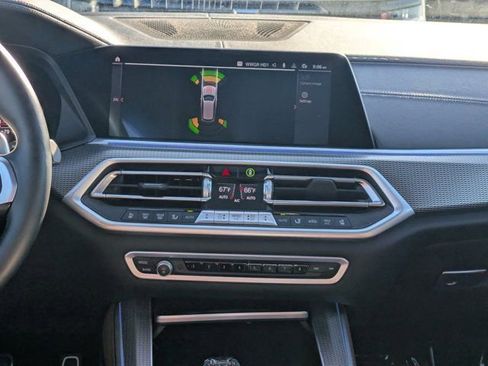 Used 2021 BMW X5 M50i w/ Executive Package image 14