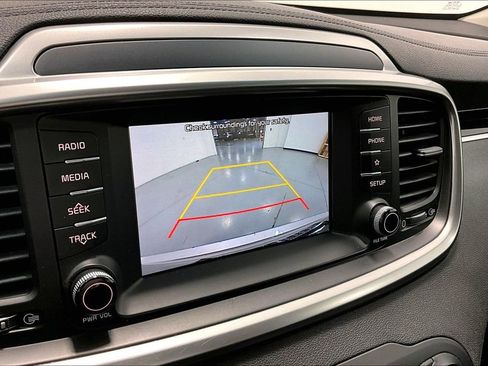 Used 2019 Kia Sorento L FWD image 29
