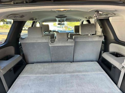Used 2008 Toyota Sequoia SR5 RWD image 51