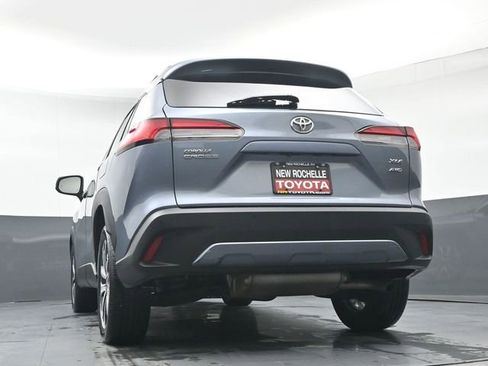 Certified 2023 Toyota Corolla Cross XLE image 38