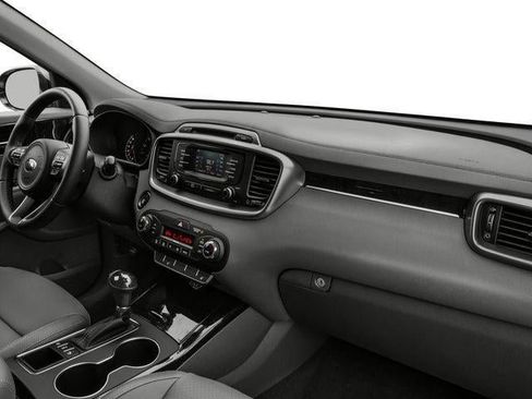 Used 2016 Kia Sorento EX AWD/4WD image 16