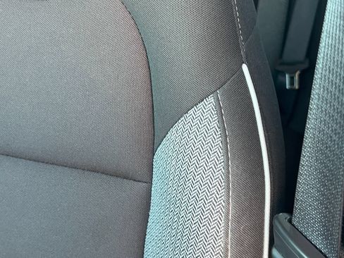 Certified 2023 Chevrolet TrailBlazer LT AWD/4WD image 16