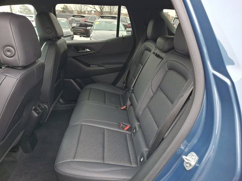 Used 2025 Chevrolet Equinox LT w/ Convenience Package II image 10