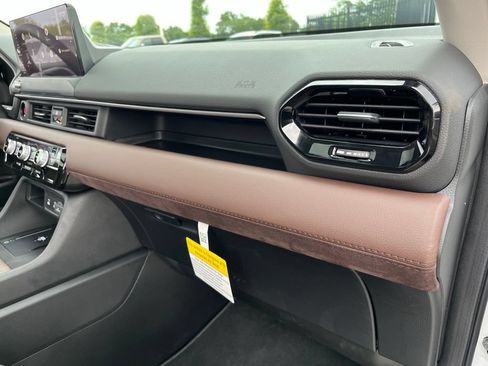 Certified 2026 Honda Pilot Elite image 30