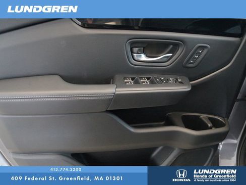 Used 2025 Honda Pilot EX-L image 15