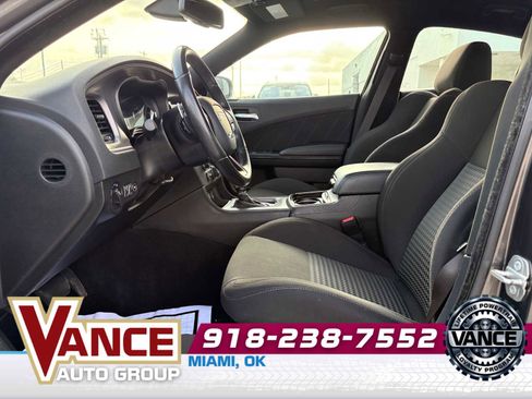 Used 2023 Dodge Charger R/T w/ Blacktop Package RWD image 12