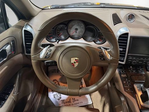 Used 2012 Porsche Cayenne S image 26