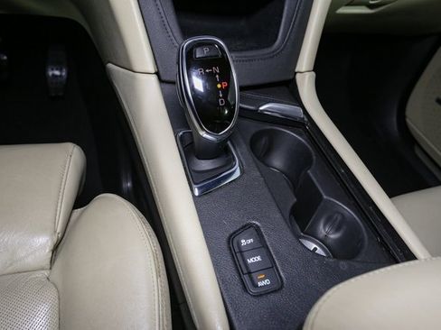 Used 2017 Cadillac XT5 Luxury w/ Driver Awareness Package image 28