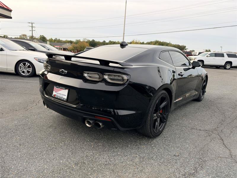 Used 2021 Chevrolet Camaro SS RWD image 5