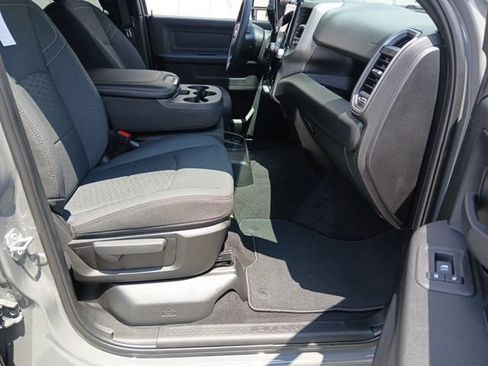 New 2026 RAM 2500 Tradesman AWD/4WD image 28