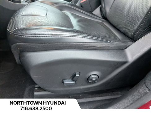 Used 2019 Jeep Cherokee Limited image 31