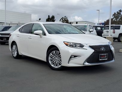 Used 2018 Lexus ES 350 w/ Accessory Package 2