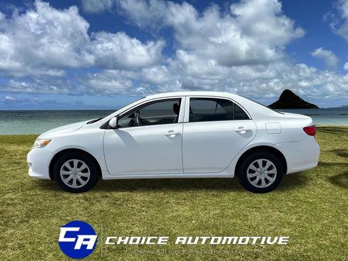 Used 2009 Toyota Corolla LE FWD image 3