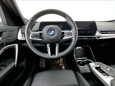 Used 2025 BMW X1 xDrive28i AWD/4WD image 6