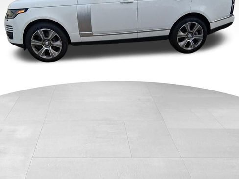 Used 2021 Land Rover Range Rover Westminster Edition image 2