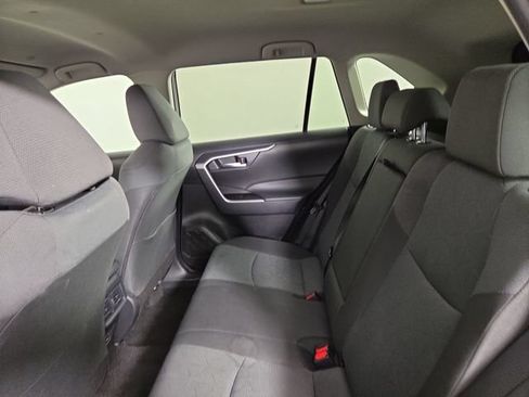Used 2025 Toyota RAV4 XLE AWD/4WD image 15