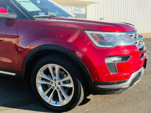 Used 2018 Ford Explorer Limited w/ Equipment Group 301A image 2