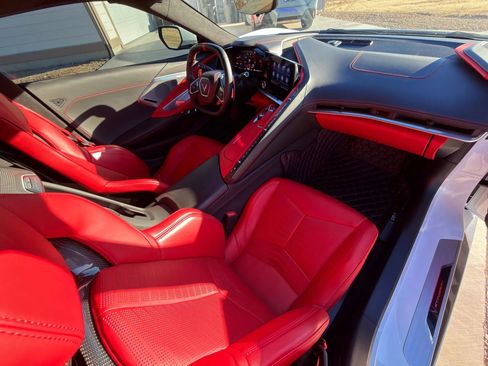 Used 2021 Chevrolet Corvette Stingray Premium Cpe w/ Z51 Performance Package image 40